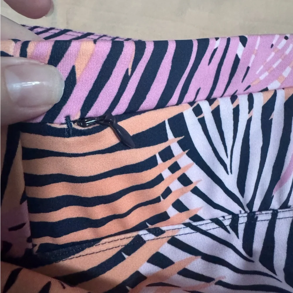 Tommy Bahama Everyday Active Skirted Leggings Women’s XL Tropical Print - Picture 4 of 4